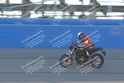 media/Nov-26-2022-Fastrack Riders (Sat) [[b001e85eef]]/Level 1/Session 1 Front Straight/